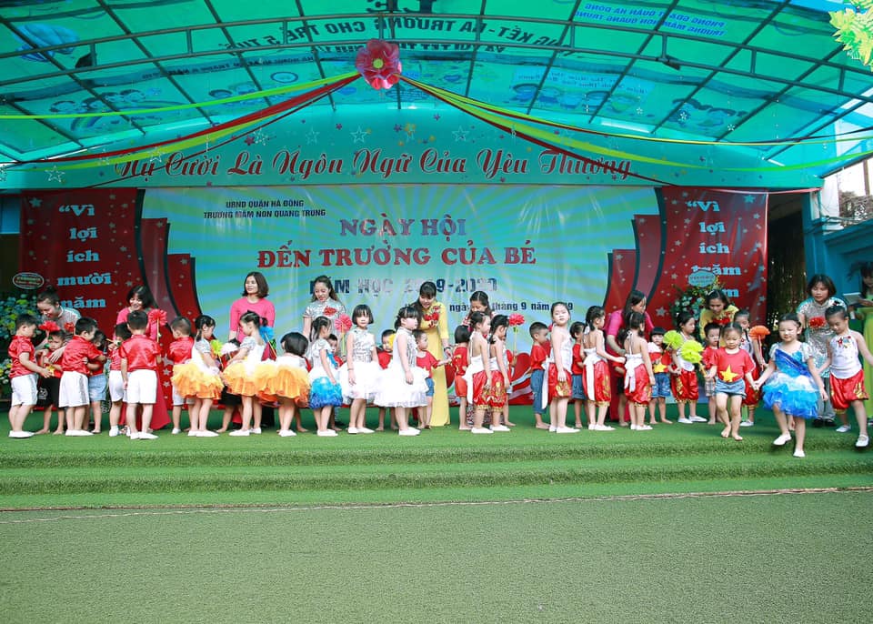 Hình ảnh : ' Đón các bé 3 tuổi vào lớp'
